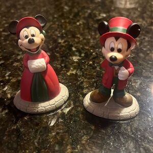 Department 56 Mickey & Minnie Mouse Christmas figurines